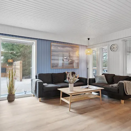 Pet Friendly In With Sauna Ringkøbing